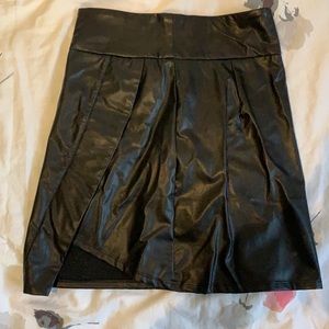 Leather skirt with slit on side